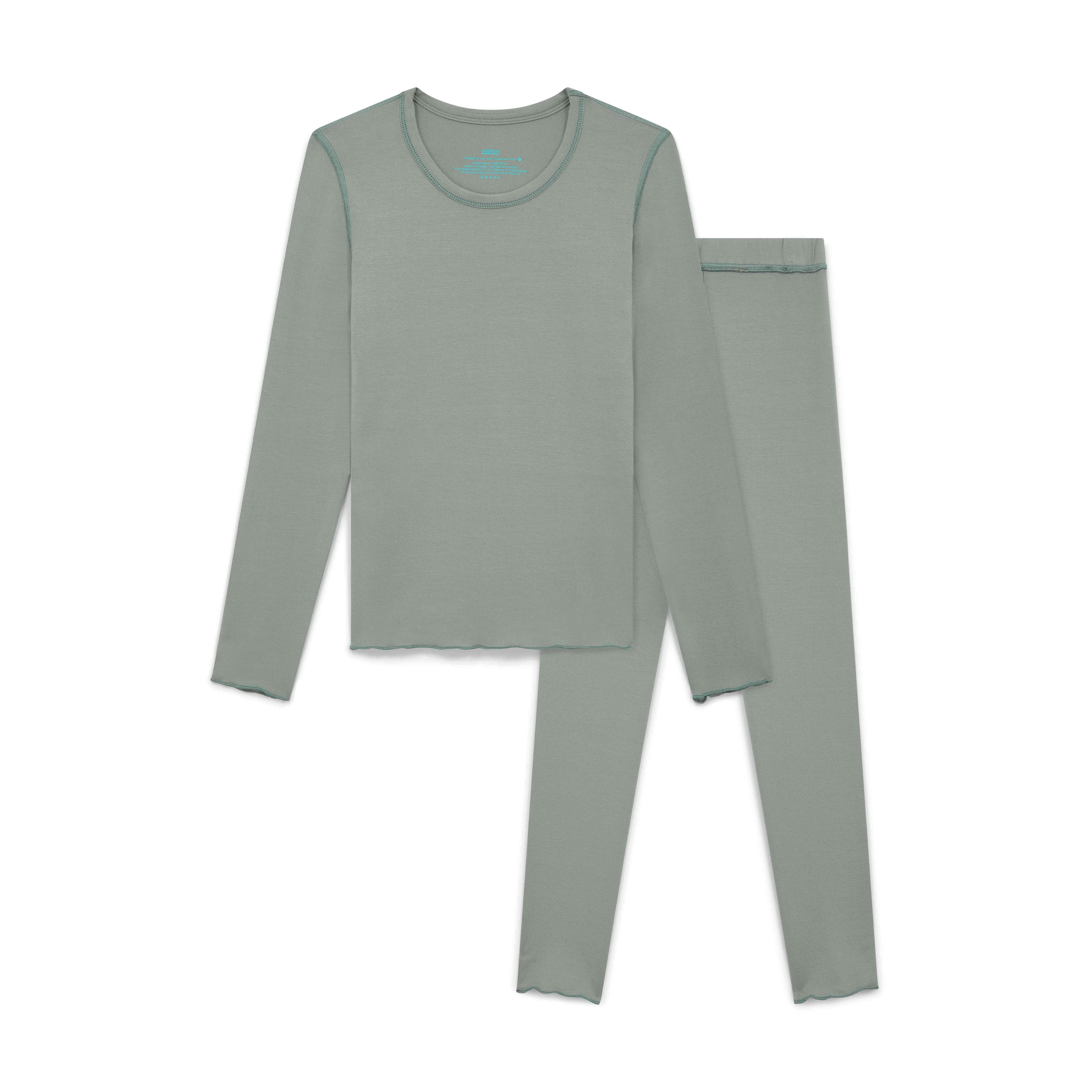 Unisex Long Sleeve Pyjamas - Confident Clover